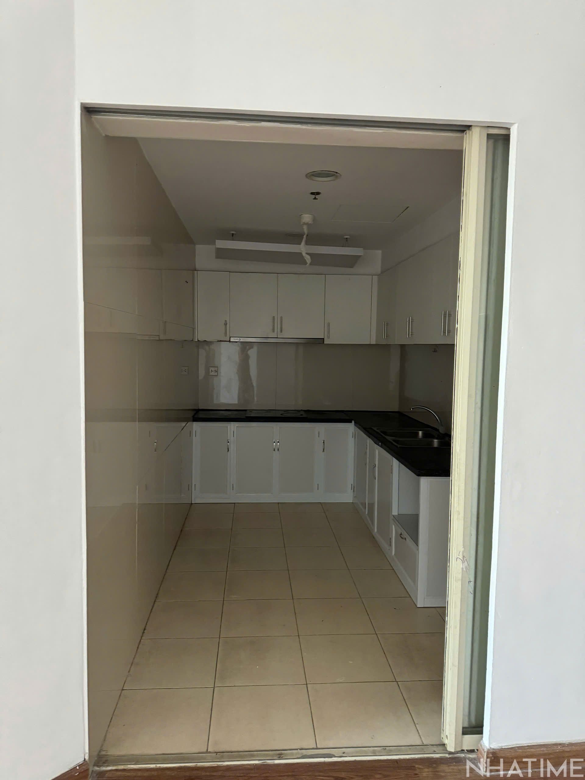 CHO THUÊ 3PN KO ĐỒ T3