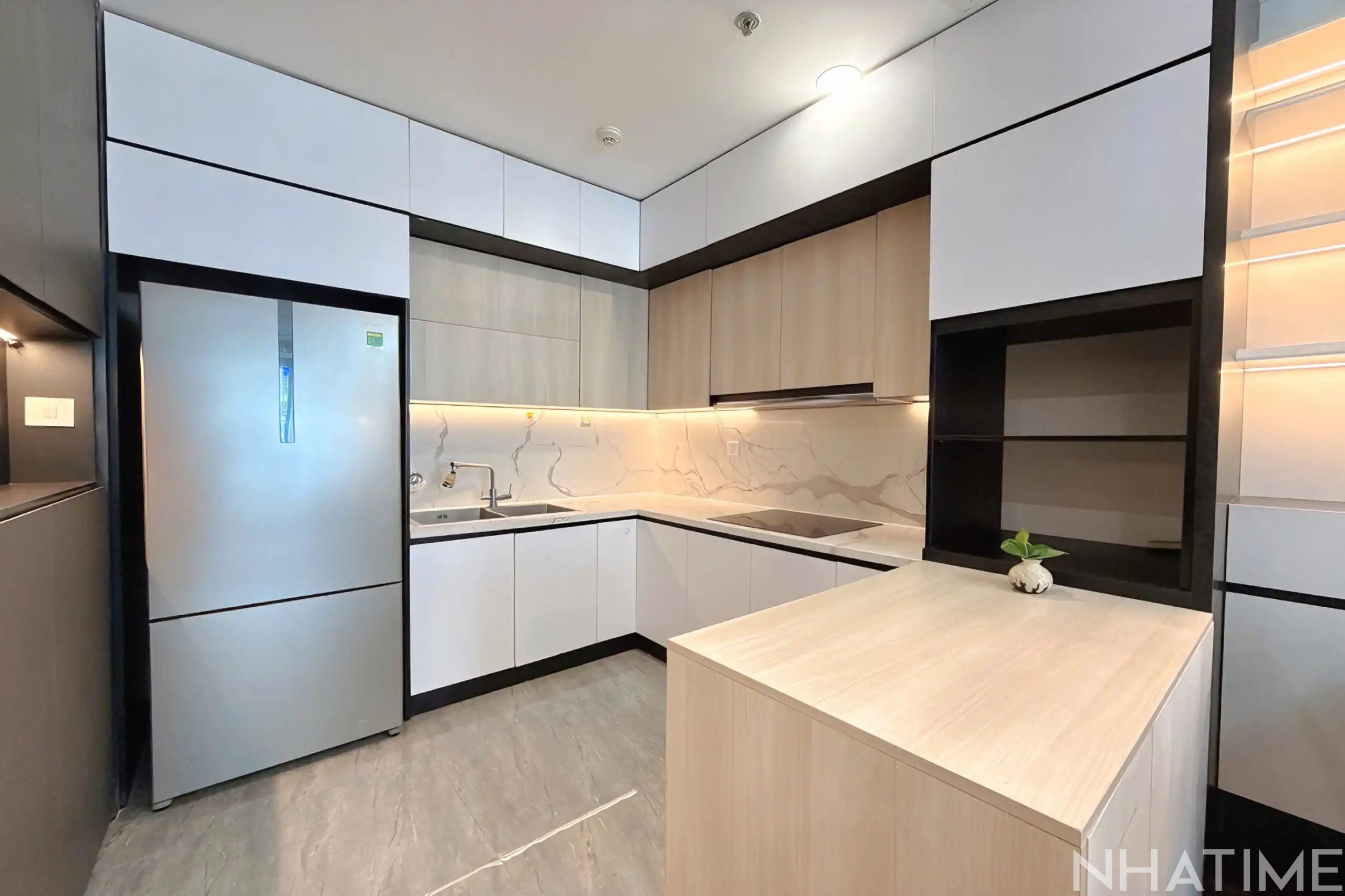BÁN CĂN 2PN 86M2 P1 GIÁ 11,8 TỶ