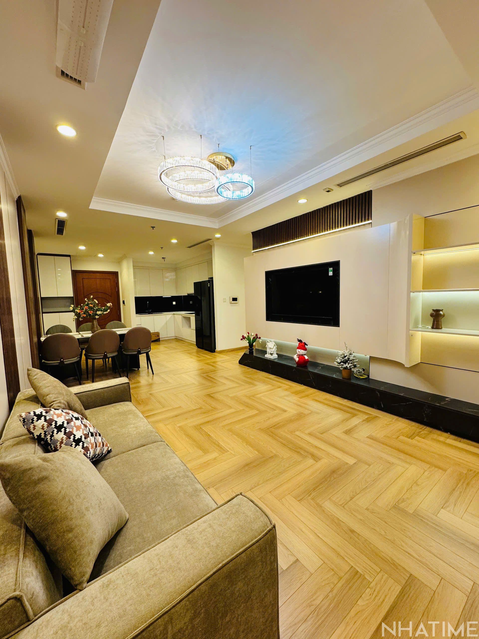 BÁN CĂN 3PN 115M2 P7 GIÁ 14,8 TỶ