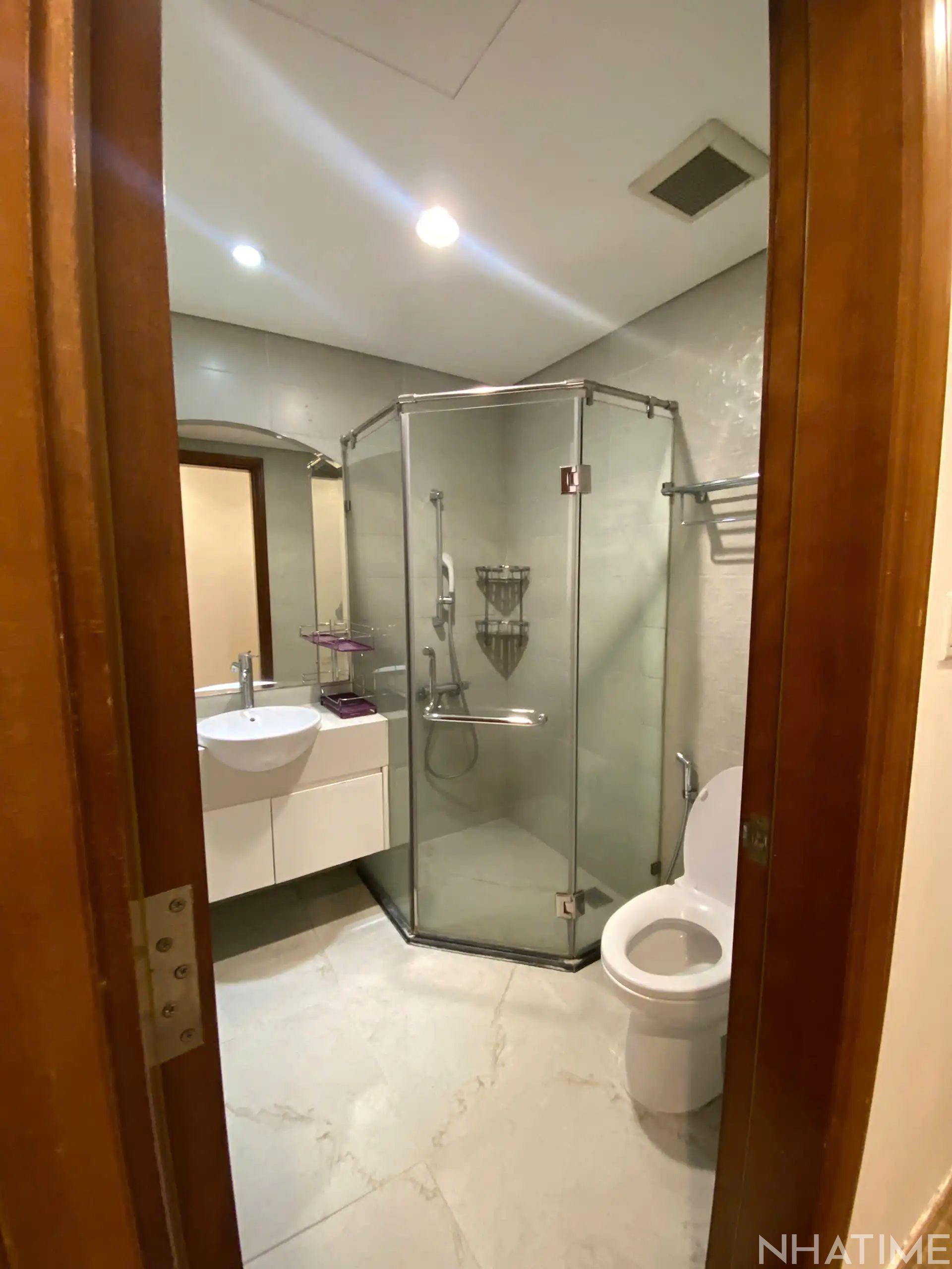 CHO THUÊ CĂN 3PN 100M2 P6 GIÁ 23,5TR Photo No.2