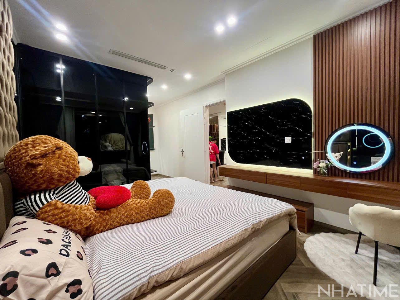 CHO THUÊ CĂN 3PN 120M2 P11 GIÁ 25TR