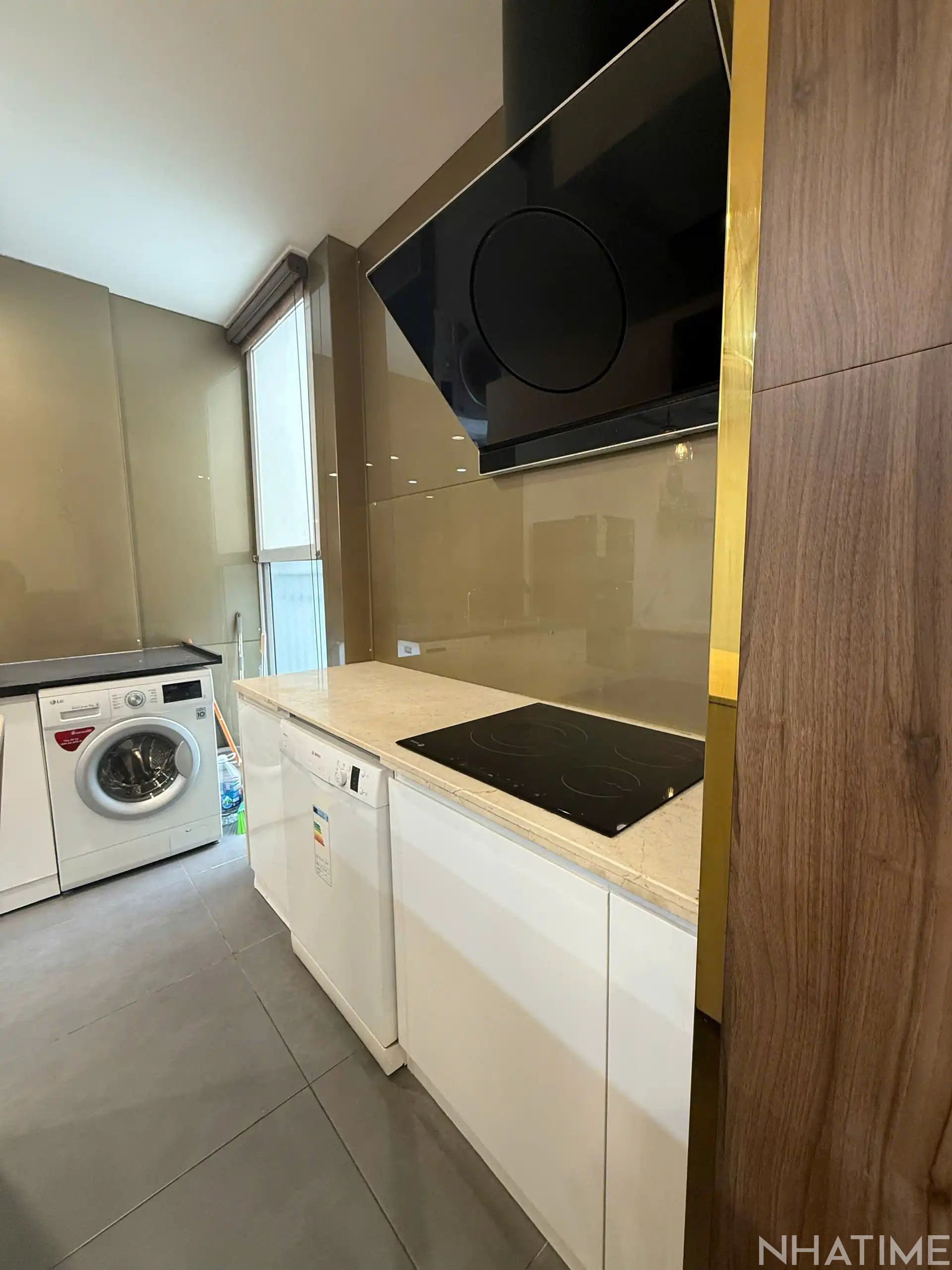 BÁN CĂN 2PN 75M2 P11 GIÁ 9,9 TỶ