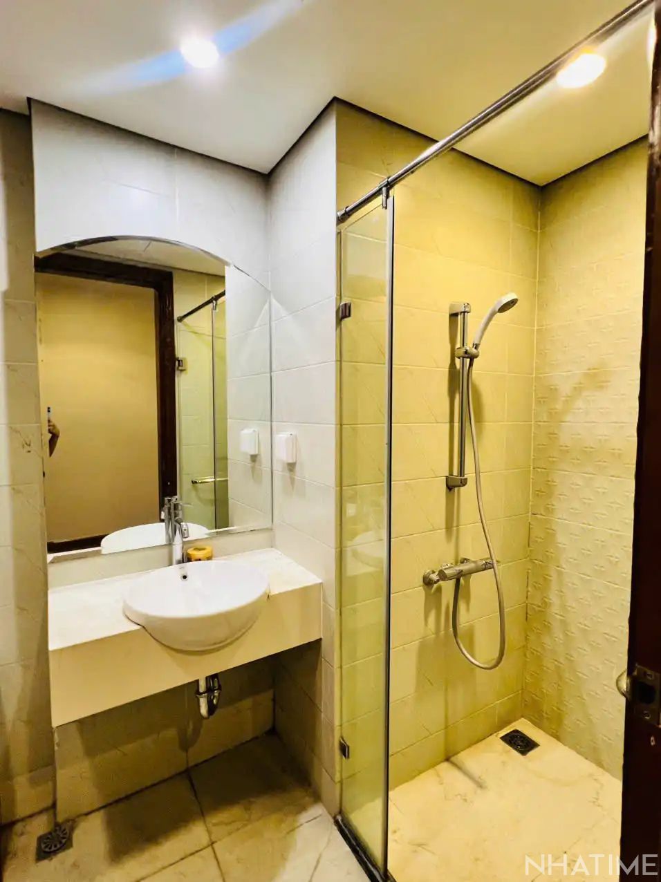 CHO THUÊ CĂN 2PN 73M2 P3 GIÁ 15,5TR Photo No.6