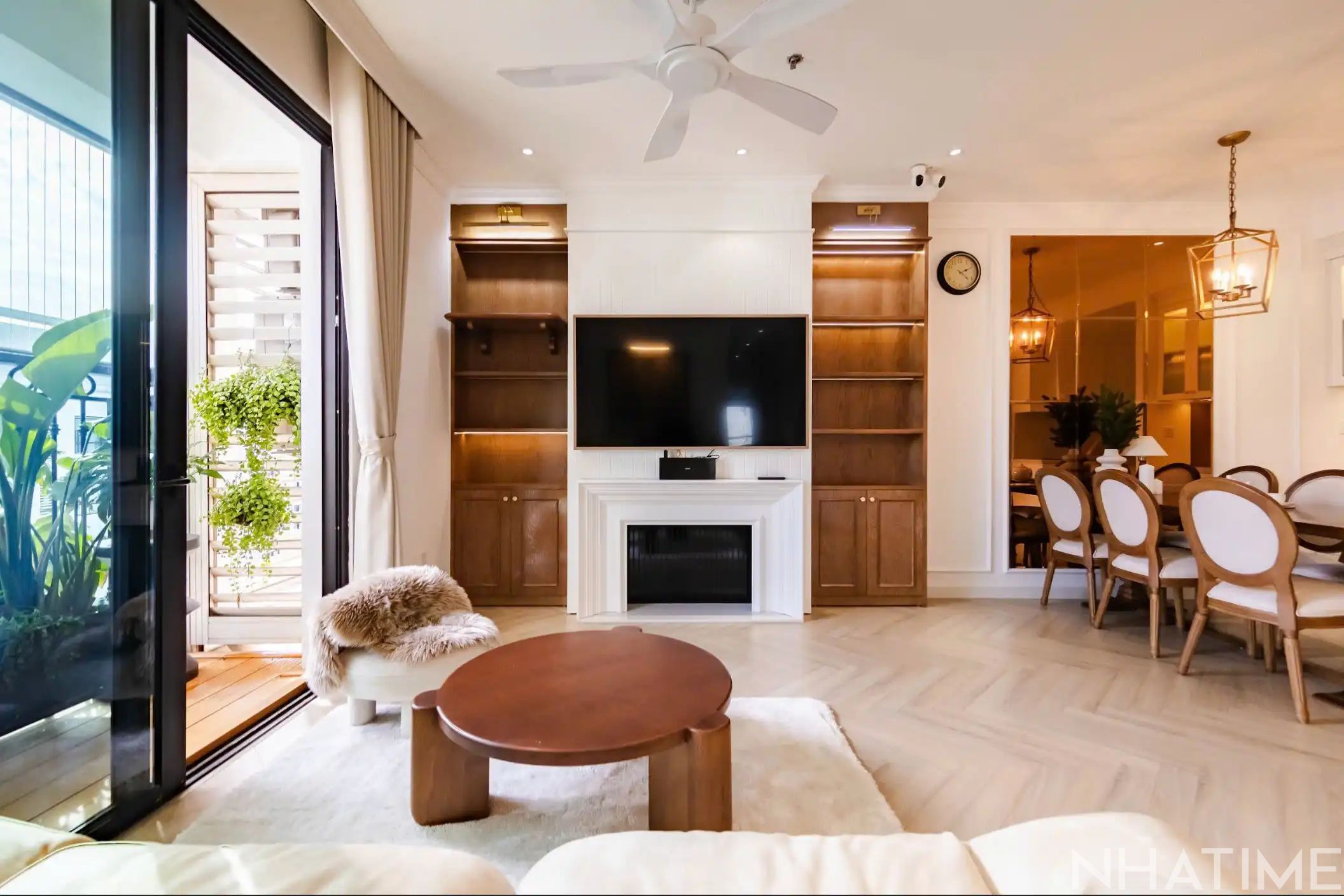 BÁN CĂN 3PN 110M2 T6 GIÁ 15,5 TỶ CÓ SLOT Ô TÔ