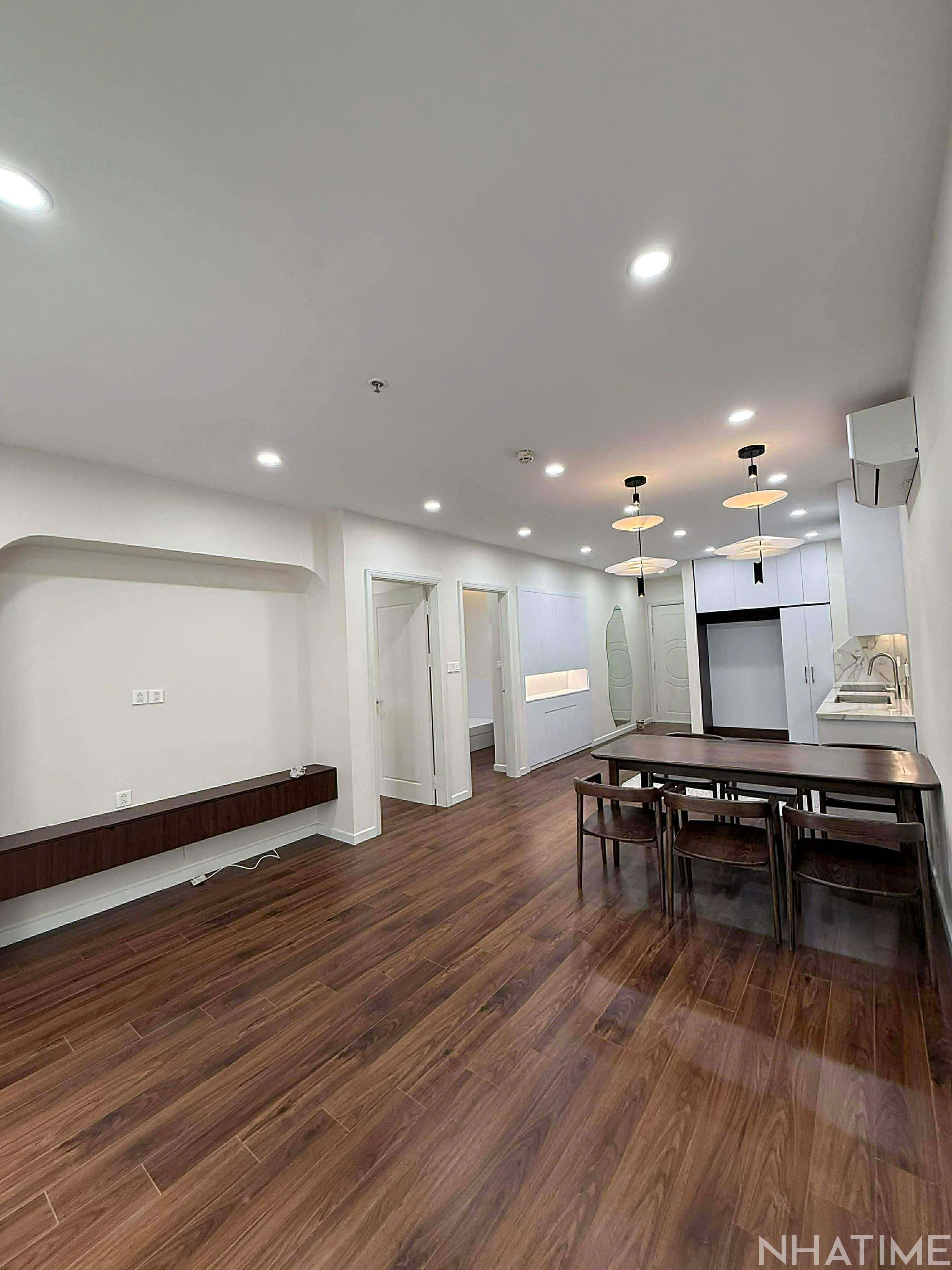 BÁN CĂN 2PN 80M2 T10 GIÁ 9,9 TỶ