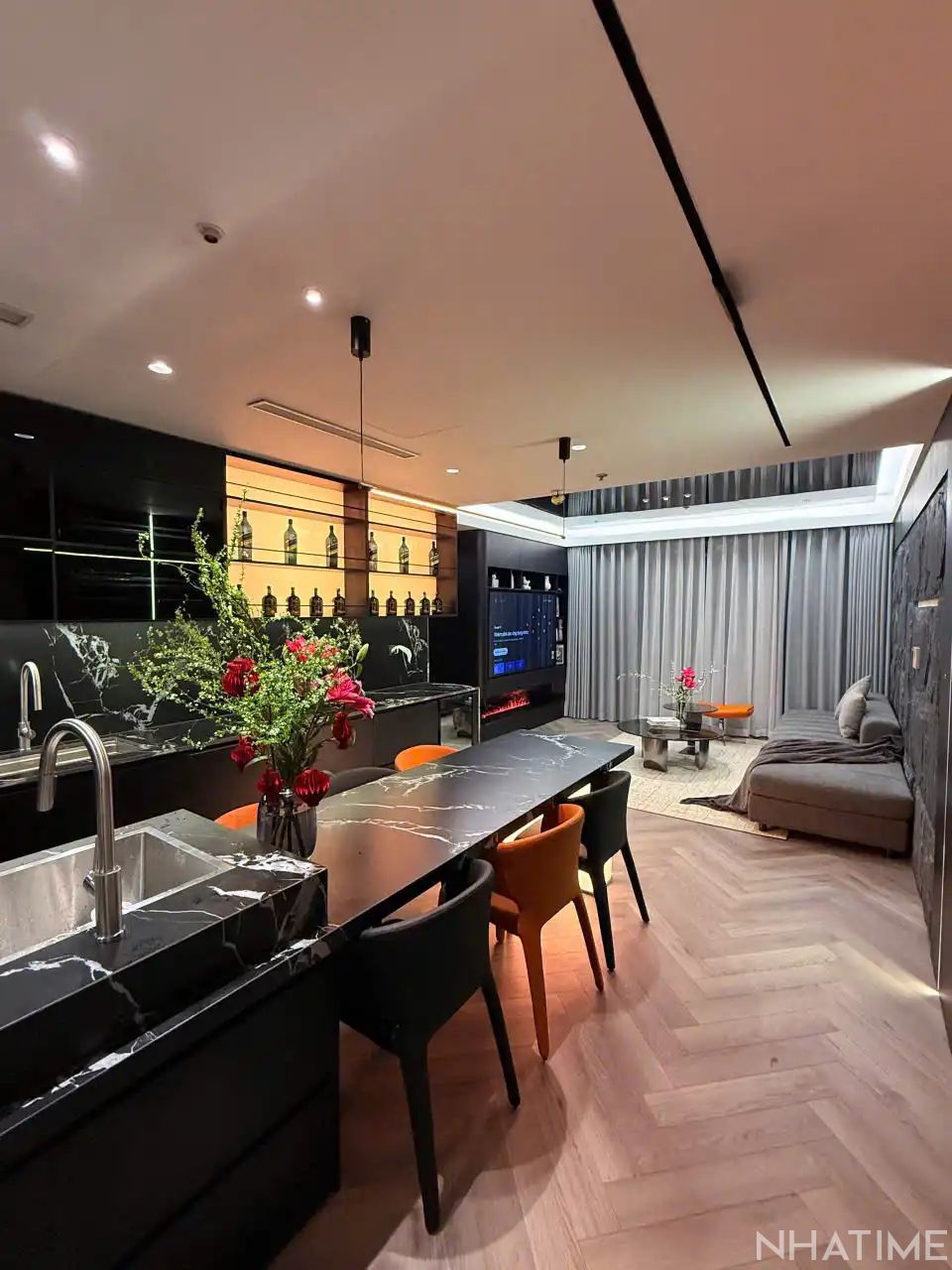 BÁN CĂN 3PN 110M2 T5 GIÁ 15,6 TỶ CÓ SLOT Ô TÔ