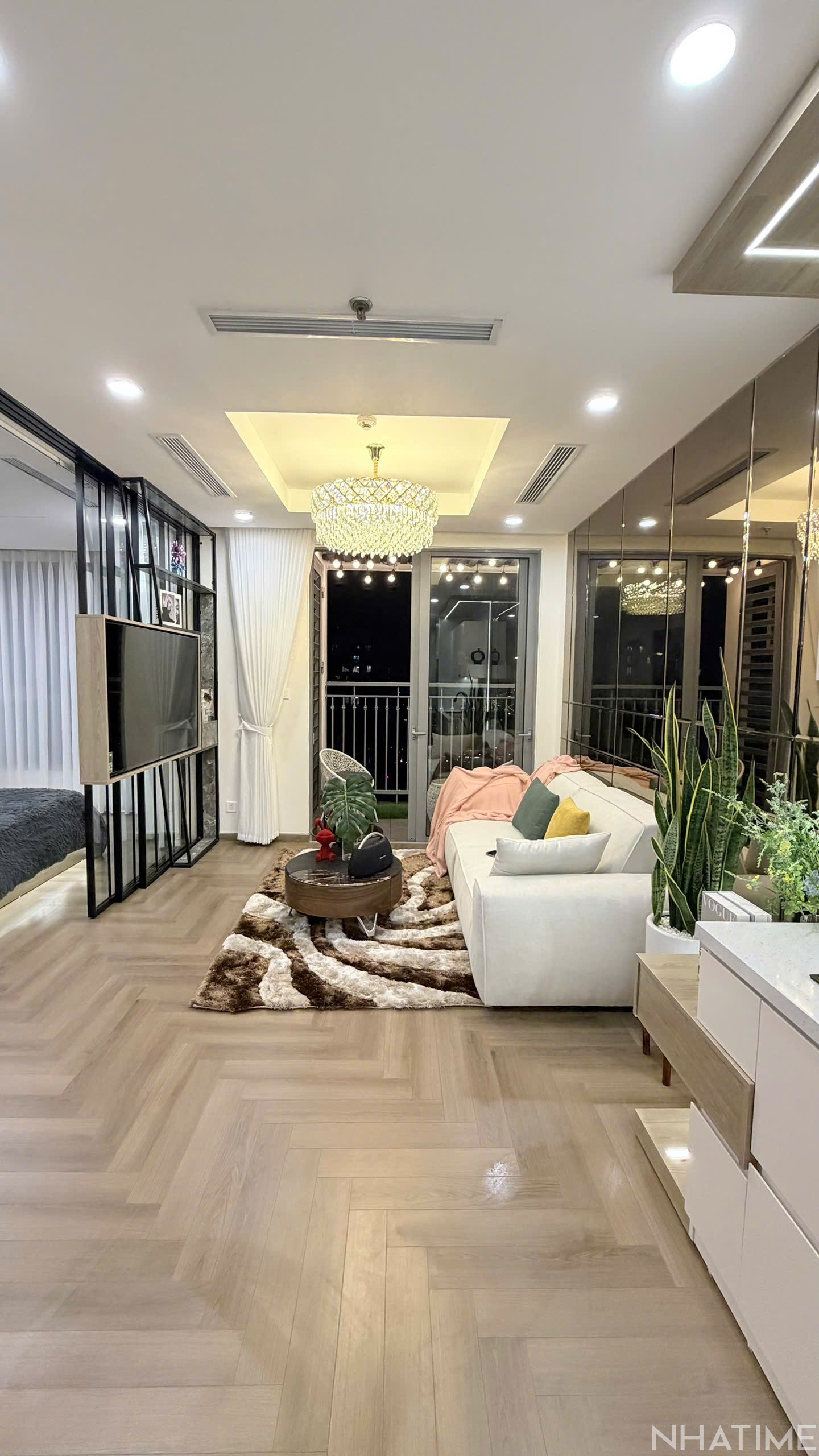 BÁN CĂN 2PN 79M2 P2 GIÁ 9,3 TỶ