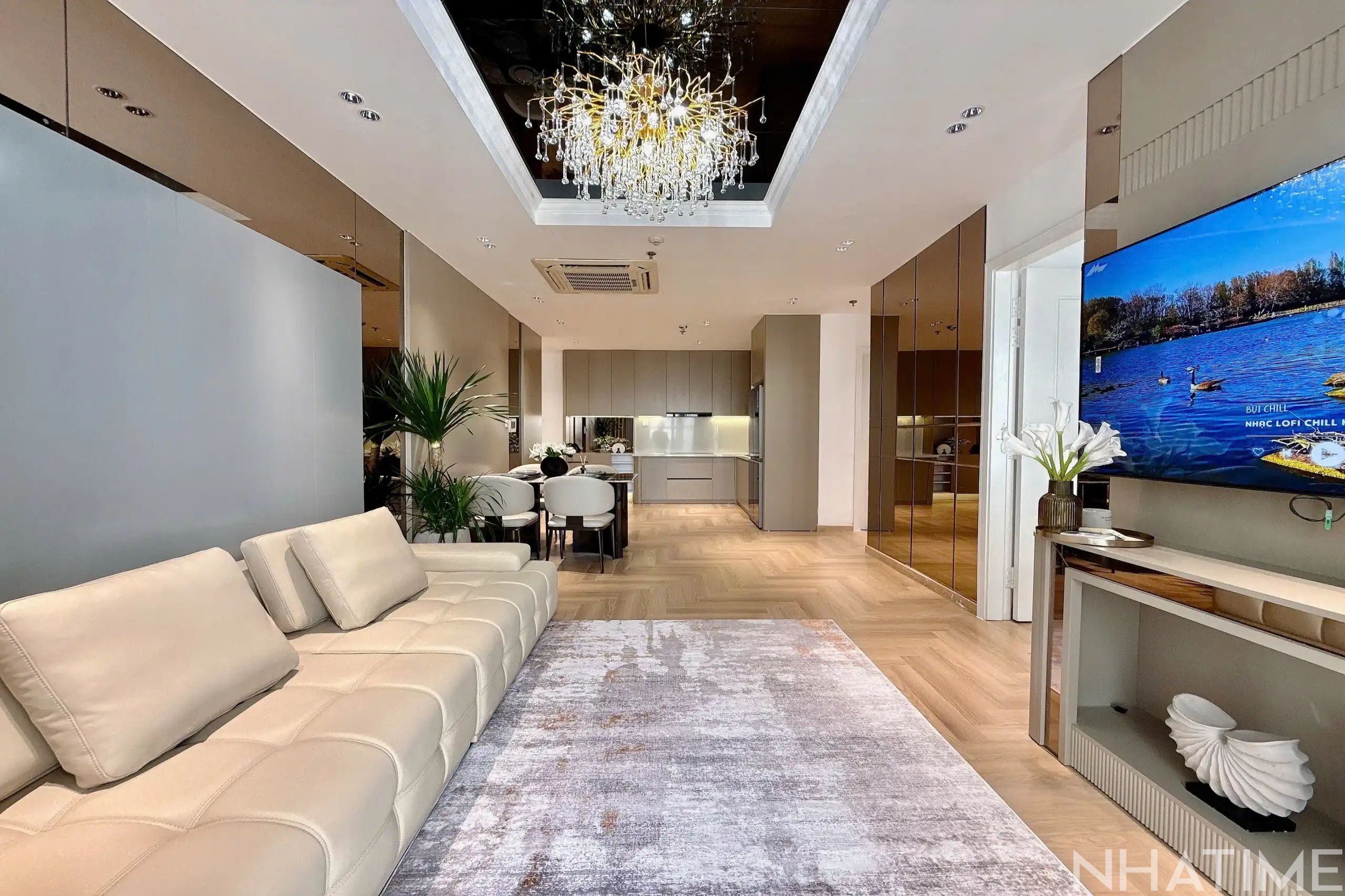 BÁN CĂN 2PN 81M2 P2 GIÁ 10,2 TỶ