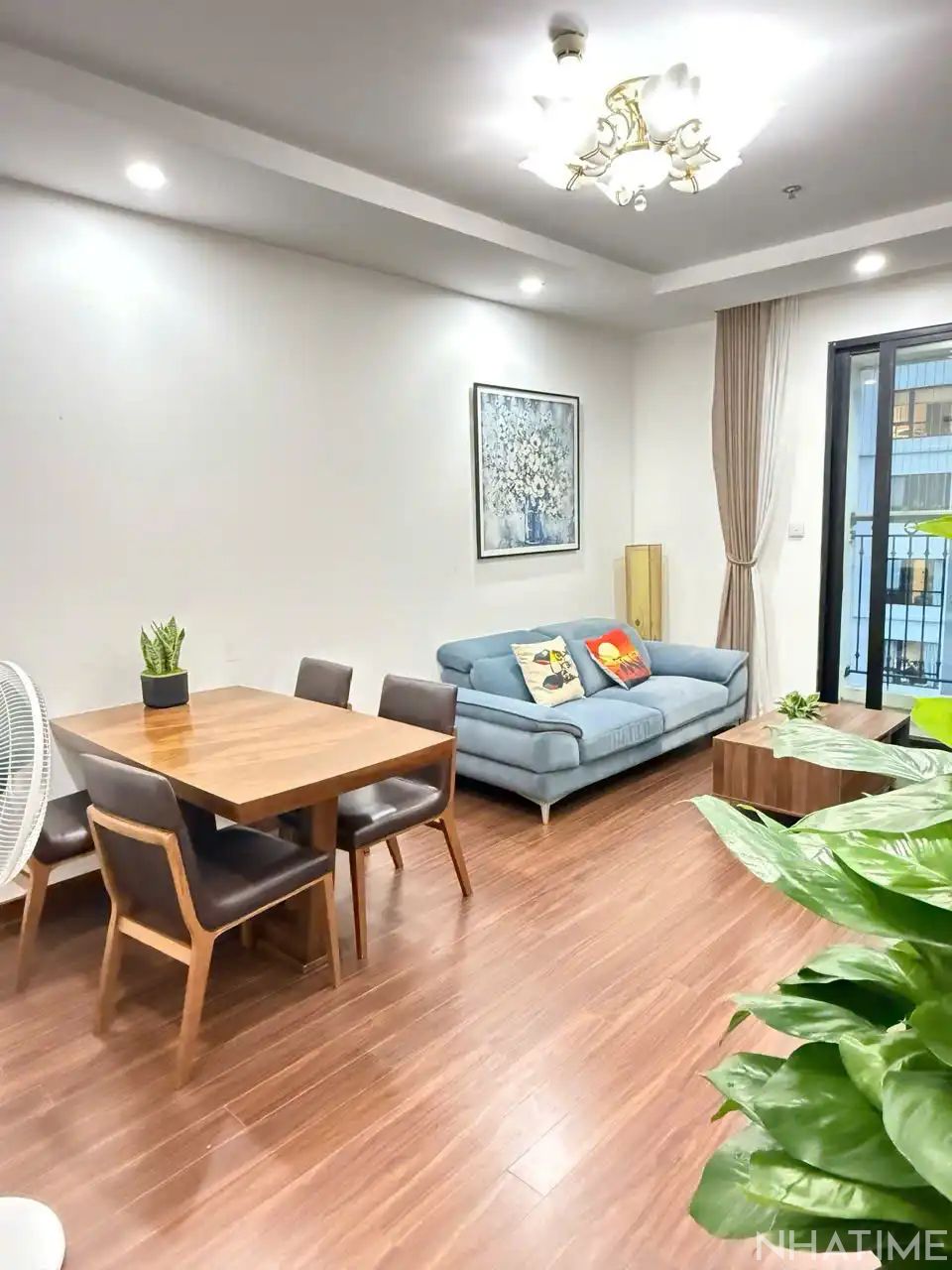 BÁN CĂN 2PN 75M2 T7 GIÁ 9,5 TỶ CÓ SLOT Ô TÔ