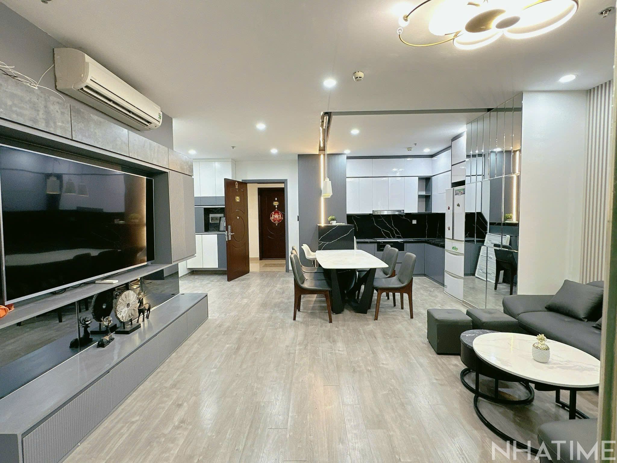 BÁN CĂN 3PN 109M2 T5 GIÁ 11,6 TỶ