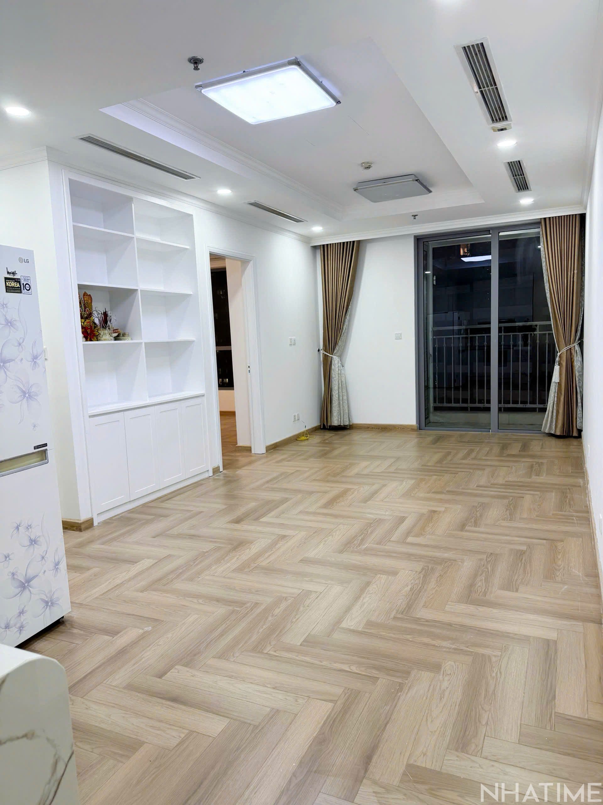 BÁN CĂN 2PN 81M2 P7 GIÁ 9,6 TỶ