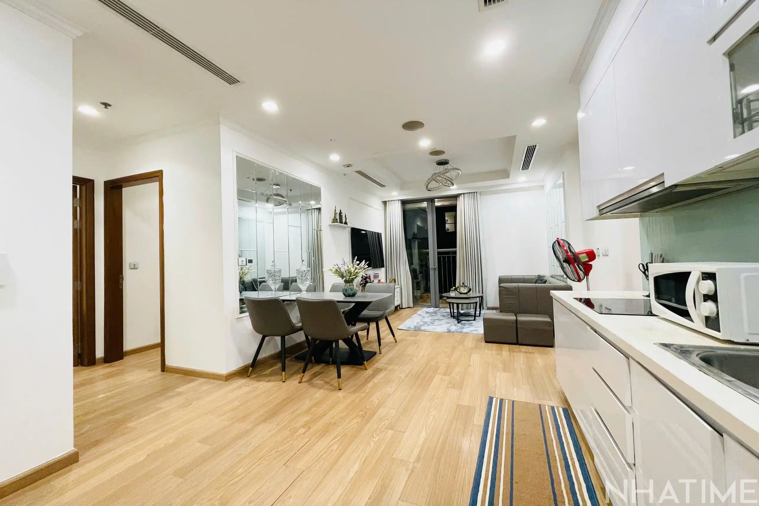 BÁN CĂN 2PN 68M2 P10 GIÁ 8 TỶ