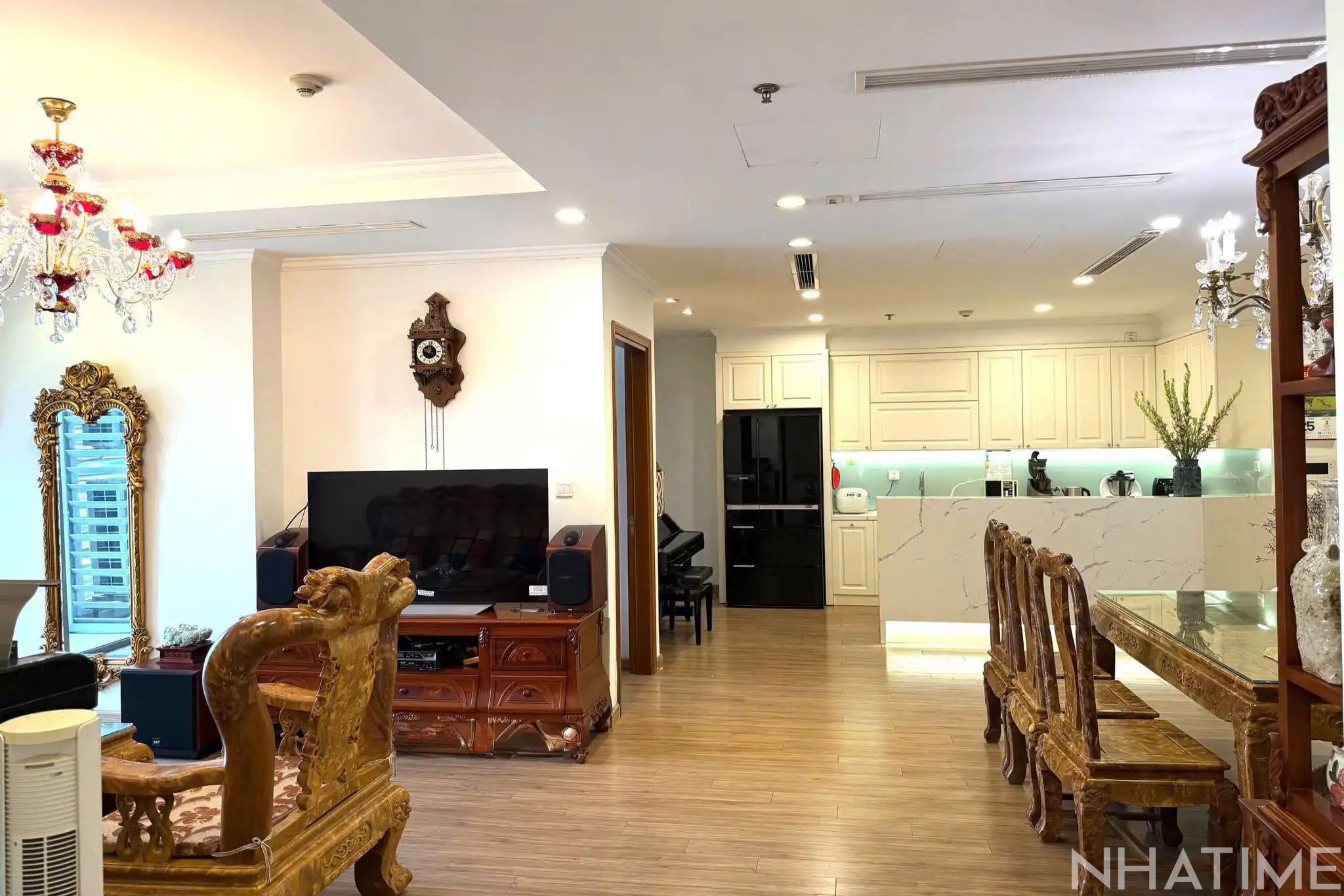 BÁN CĂN 4PN 143M2 P7 GIÁ 18,8 TỶ