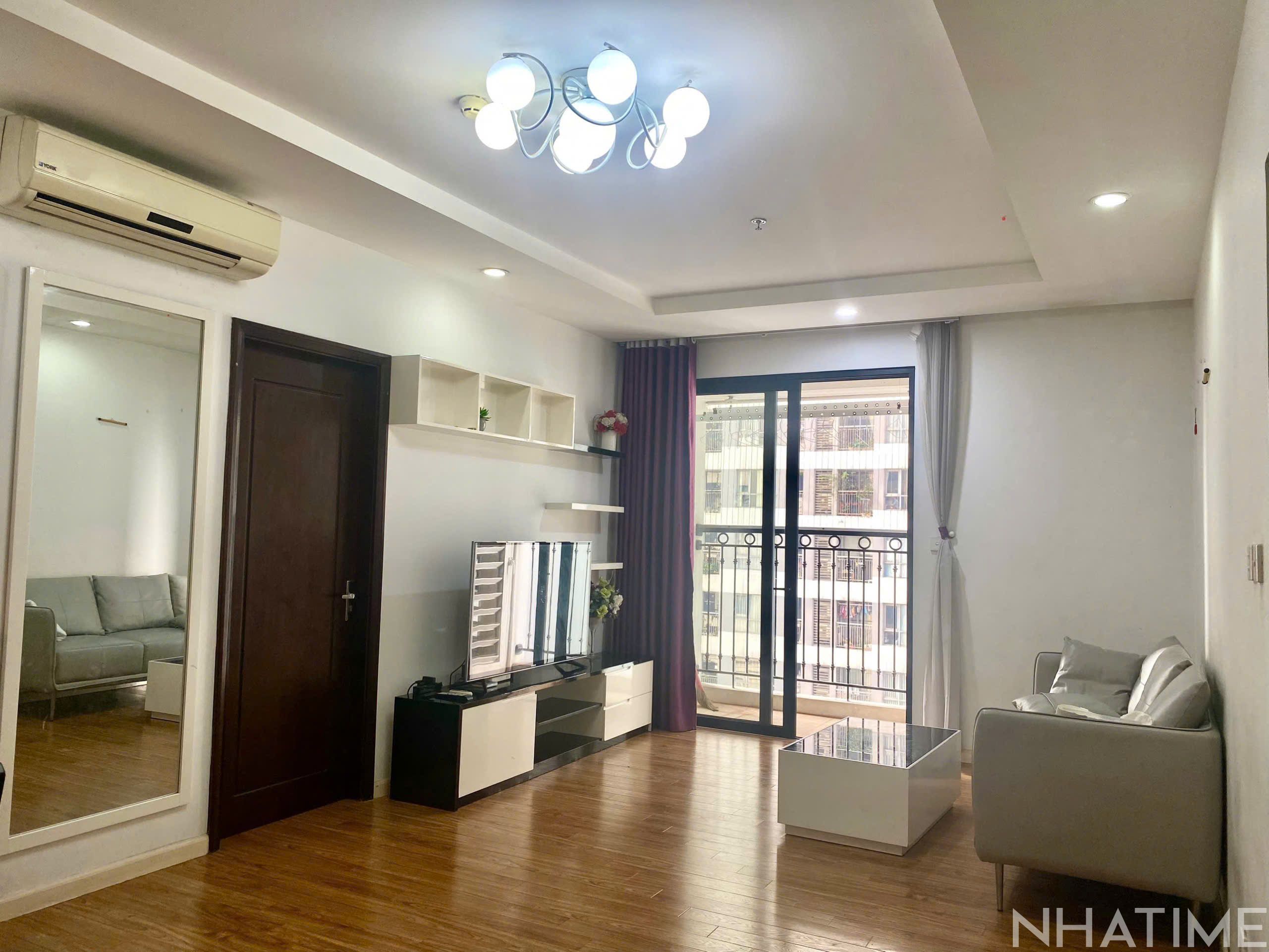 CHO THUÊ CĂN 2PN 83M2 T18 GIÁ 14,5TR