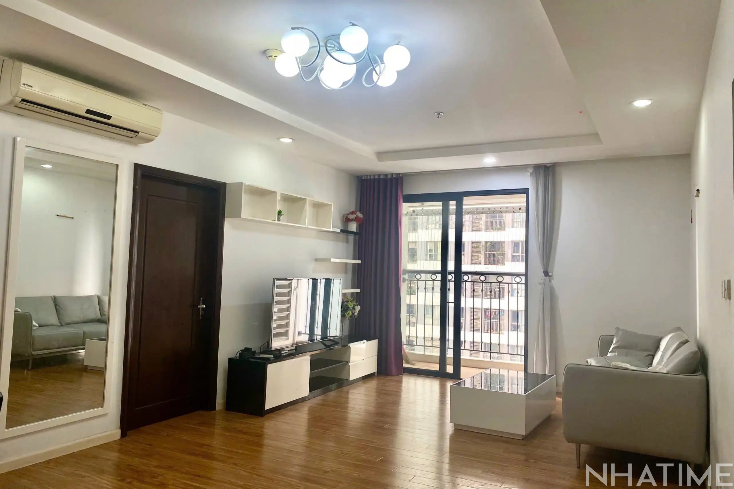 CHO THUÊ CĂN 2PN 83M2 T18 GIÁ 14,5TR