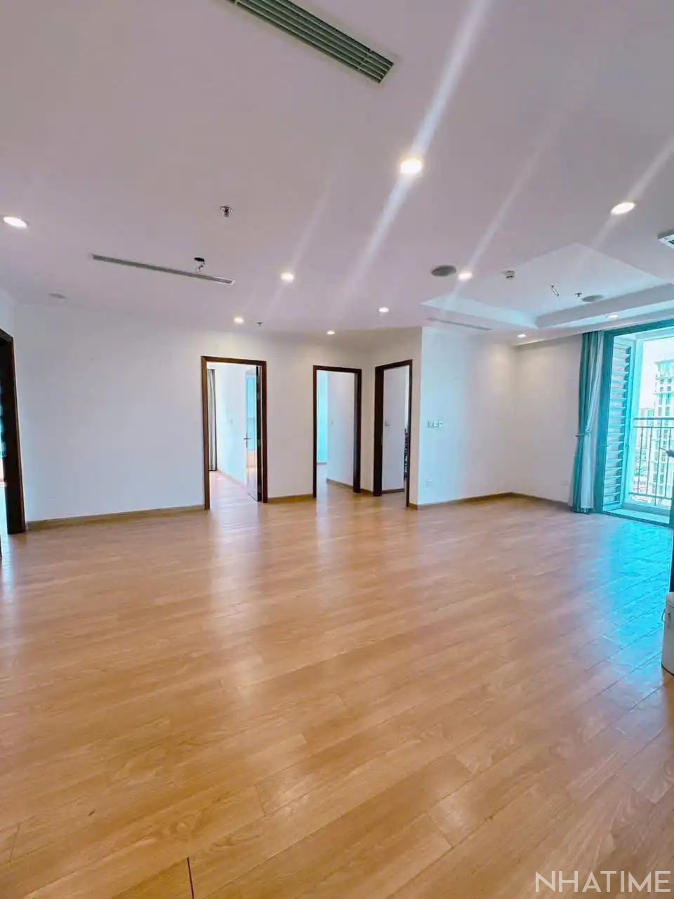 BÁN CĂN 4PN 145M2 T11 GIÁ 18 TỶ Photo No.2